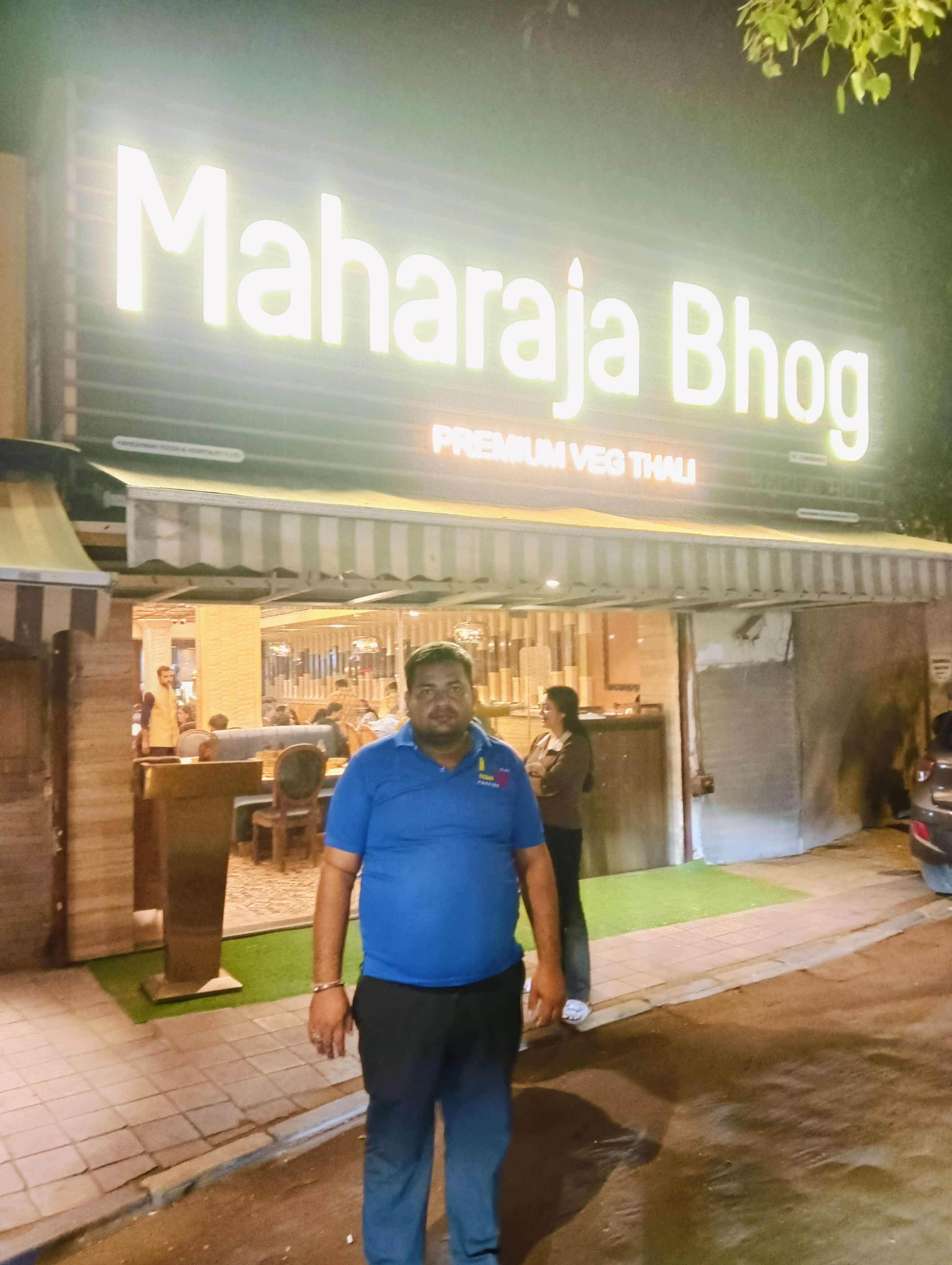 Hotel and mall valet parking service